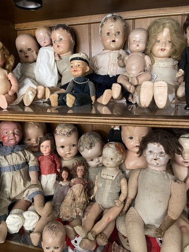 Mystery haunted doll - mystery,